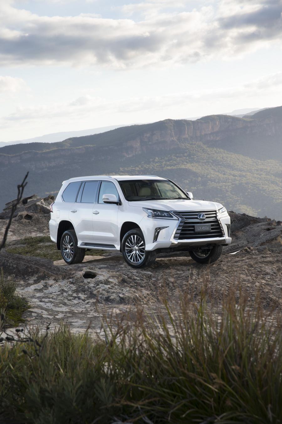  Lexus LX450d (VDJ200) 2018 года  (AU) (фото 3 из 14)